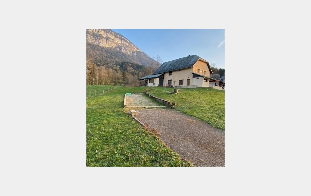 PLANET'IMMO : Maison / Villa | ATTIGNAT-ONCIN (73610) | 0 m2 | 412 000 € 