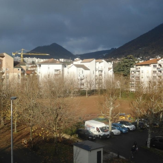  PLANET'IMMO : Appartement | VOIRON (38500) | 87 m2 | 131 000 € 