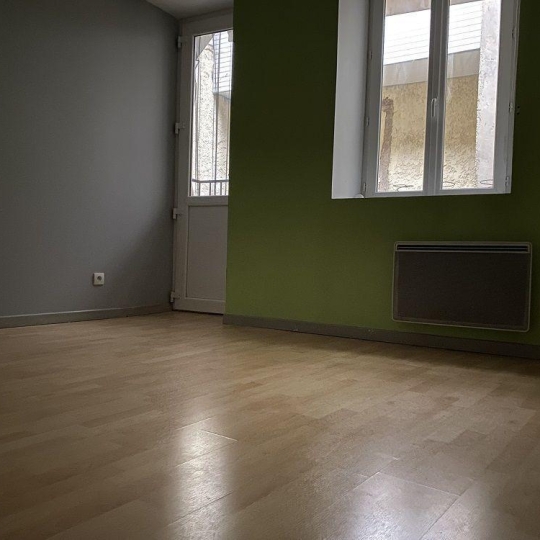  PLANET'IMMO : House | LE PONT-DE-BEAUVOISIN (38480) | 89 m2 | 126 000 € 