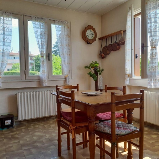  PLANET'IMMO : Maison / Villa | VOIRON (38500) | 115 m2 | 282 000 € 