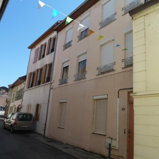  PLANET'IMMO : Immeuble | SAINT-GENIX-SUR-GUIERS (73240) | 140 m2 | 157 000 € 