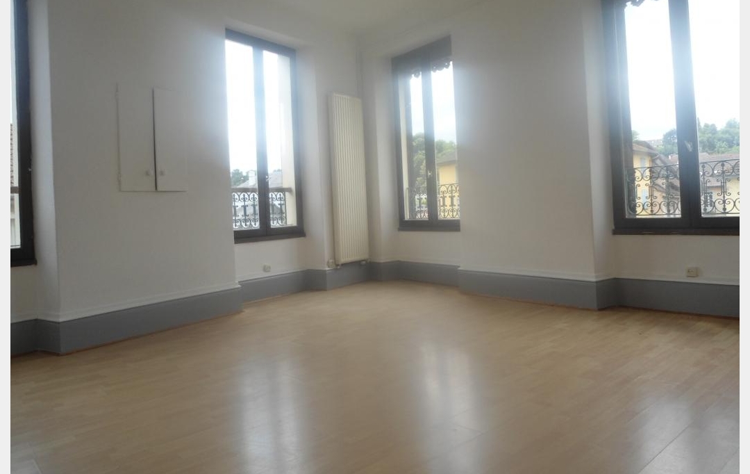 PLANET'IMMO : Appartement | LE PONT-DE-BEAUVOISIN (73330) | 112 m2 | 750 € 