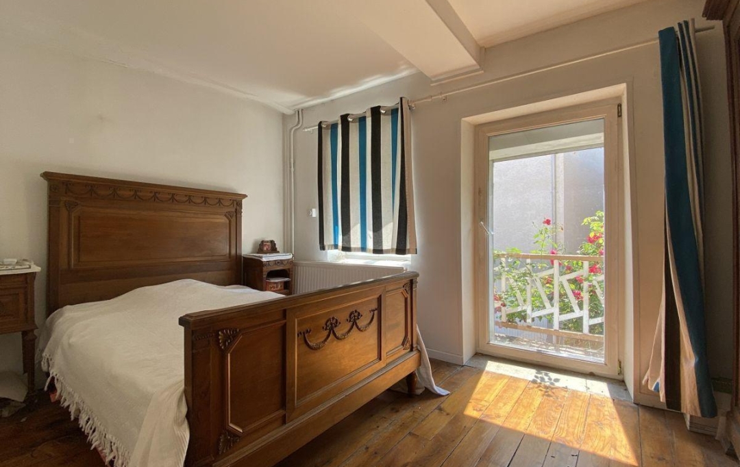 PLANET'IMMO : Maison / Villa | LE PONT-DE-BEAUVOISIN (38480) | 94 m2 | 130 000 € 