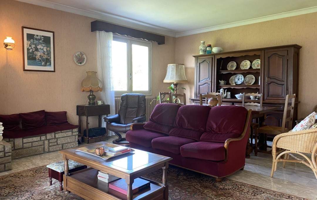 PLANET'IMMO : Maison / Villa | LE PONT-DE-BEAUVOISIN (38480) | 93 m2 | 245 000 € 