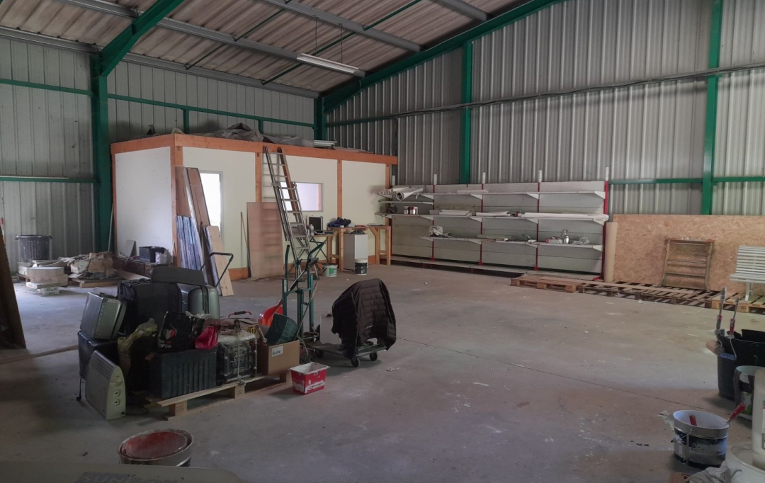 PLANET'IMMO : Autres | SAINT-GEOIRE-EN-VALDAINE (38620) | 200 m2 | 127 000 € 