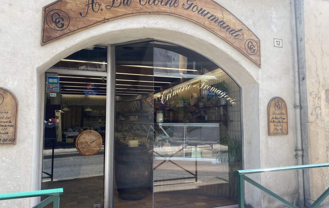 PLANET'IMMO : Local / Bureau | LE PONT-DE-BEAUVOISIN (38480) | 127 m2 | 75 000 € 