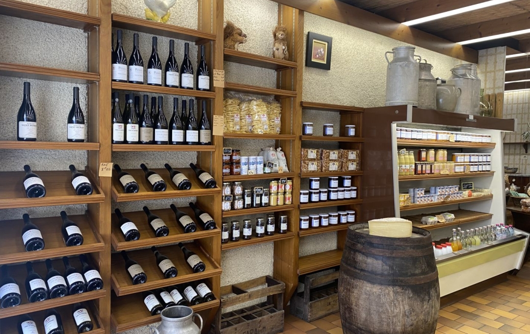 PLANET'IMMO : Local / Bureau | LE PONT-DE-BEAUVOISIN (38480) | 127 m2 | 75 000 € 