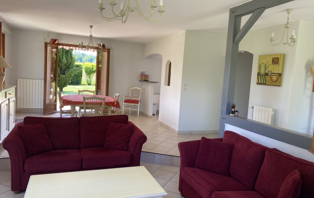 PLANET'IMMO : Maison / Villa | GRANIEU (38490) | 107 m2 | 295 000 € 