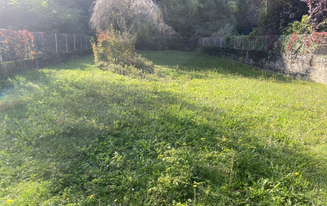 PLANET'IMMO : Maison / Villa | LE PONT-DE-BEAUVOISIN (38480) | 87 m2 | 140 000 € 