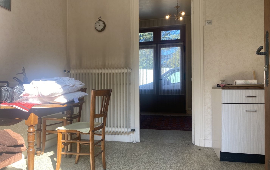 PLANET'IMMO : Maison / Villa | LE PONT-DE-BEAUVOISIN (38480) | 87 m2 | 140 000 € 