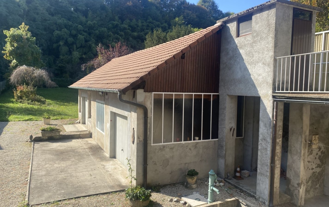 PLANET'IMMO : Maison / Villa | LE PONT-DE-BEAUVOISIN (38480) | 87 m2 | 140 000 € 
