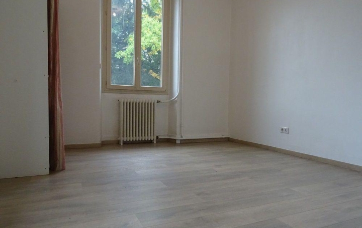PLANET'IMMO : Apartment | LE PONT-DE-BEAUVOISIN (73330) | 70 m2 | 695 € 