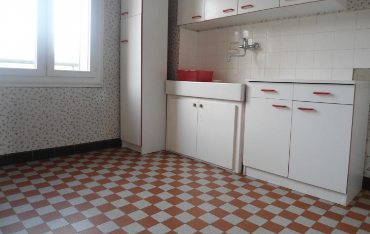 PLANET'IMMO : Appartement | LE PONT-DE-BEAUVOISIN (38480) | 86 m2 | 99 000 € 