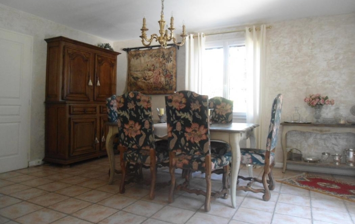 PLANET'IMMO : House | LE PONT-DE-BEAUVOISIN (38480) | 166 m2 | 331 000 € 