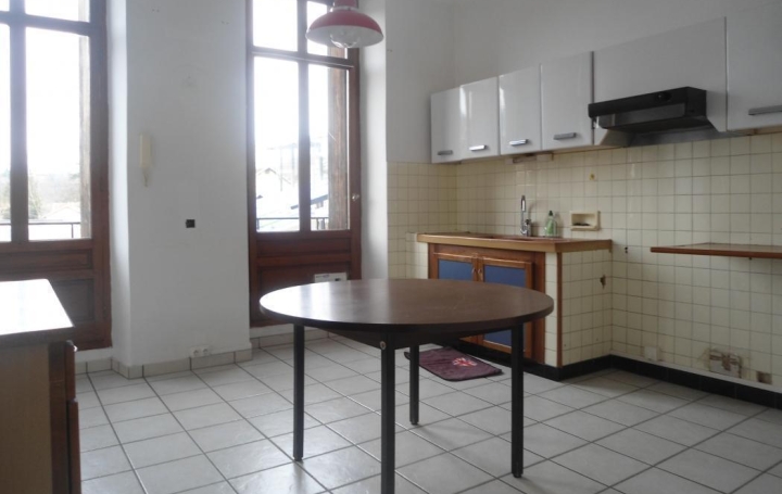 PLANET'IMMO : Apartment | LE PONT-DE-BEAUVOISIN (73330) | 117 m2 | 136 000 € 