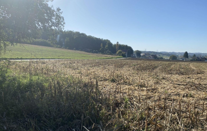 Terrain ROMAGNIEU 96 000 € Terrain ROMAGNIEU 96 000 €